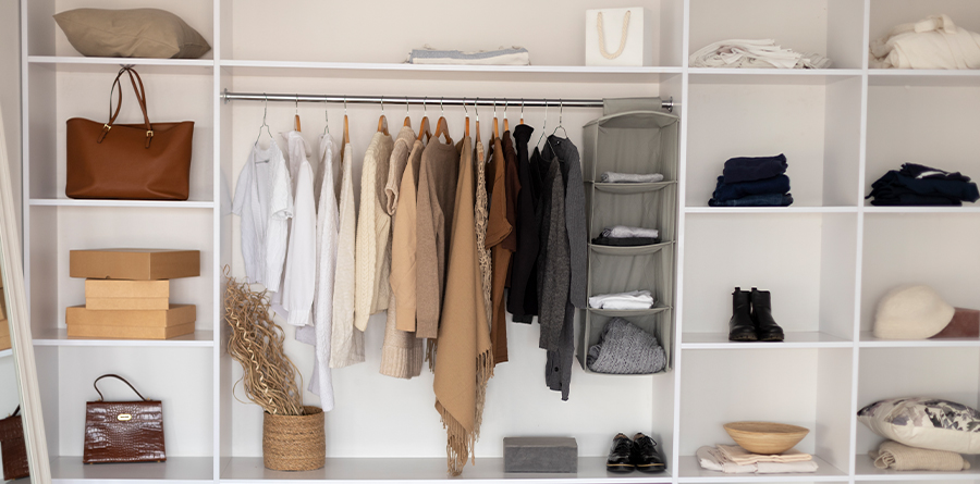 01-how-to-build-a-capsule-wardrobe.jpg