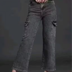 Six pocket girls jeans